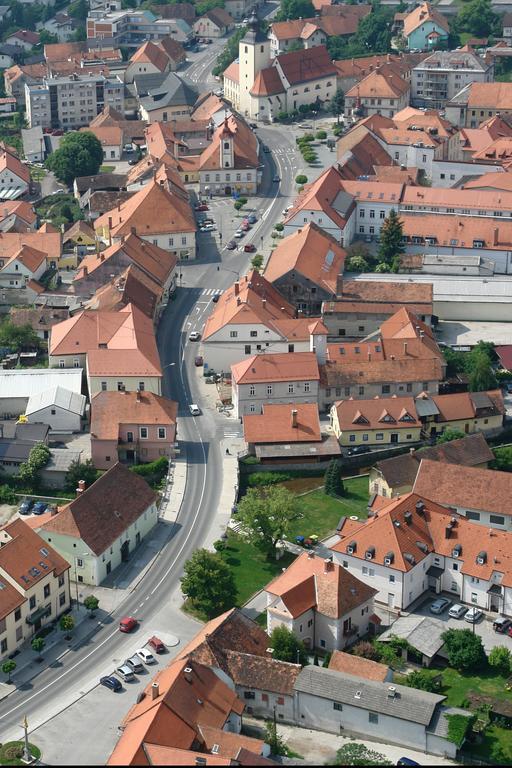 Guesthouse Veles Slovenska Bistrica Eksteriør billede