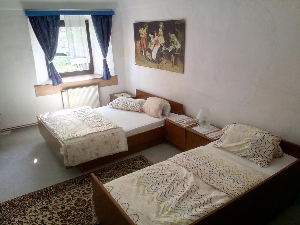 Guesthouse Veles Slovenska Bistrica Eksteriør billede