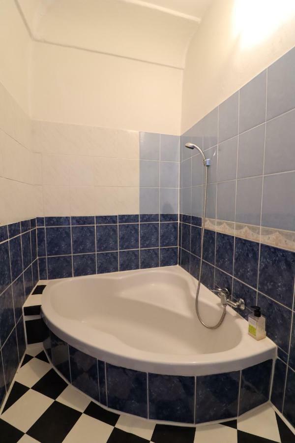 Guesthouse Veles Slovenska Bistrica Eksteriør billede