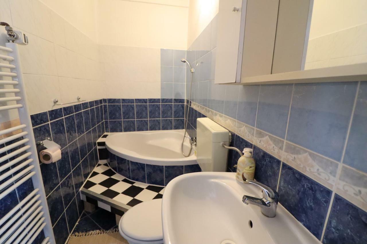 Guesthouse Veles Slovenska Bistrica Eksteriør billede
