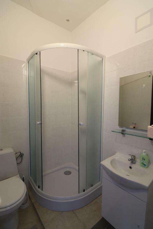 Guesthouse Veles Slovenska Bistrica Eksteriør billede